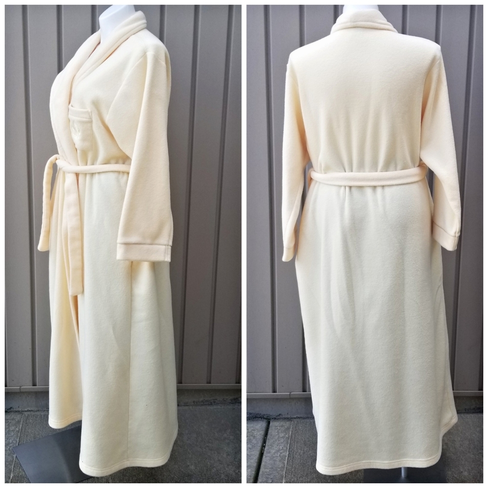 Intimate Secrets • Plush Long Wrap Robe • SZ 2X